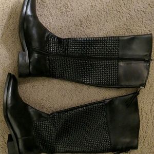 Riding boots